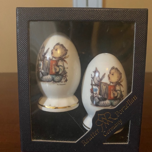 Other - Vintage Hummel German salt and pepper shakers